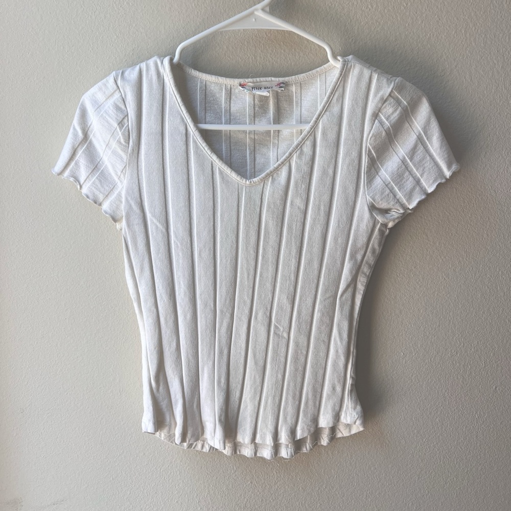 White Fitted Top. Pink Rose Brand.
